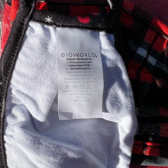 NWT youth Christmas cloth face mask Dinosaurs, plaid 3 face madk per package - Picture 11 of 12